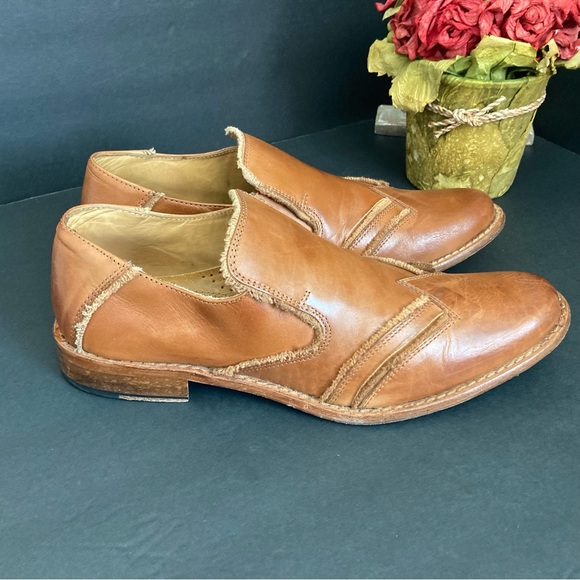 Red Tape Man Shoes |Color Light Brown |Size 9 | Pre-Owned Good Condition - Picture 2 of 10